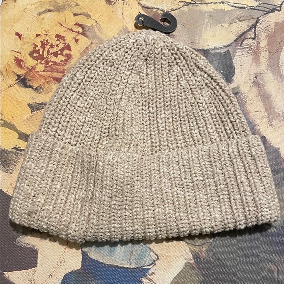 Zara Beanie